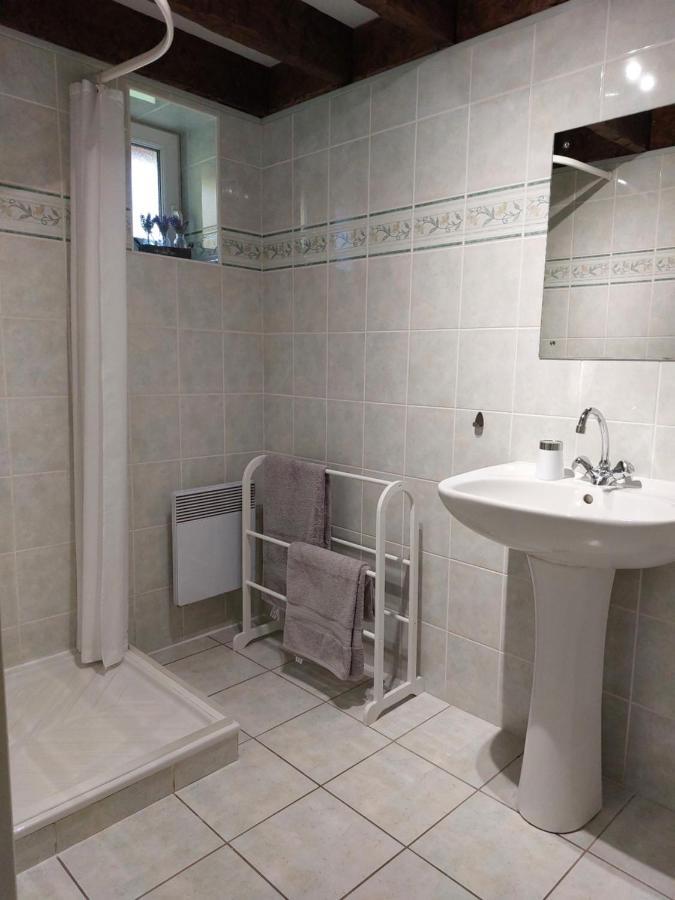 Villa Les Gages à Brece  Extérieur photo